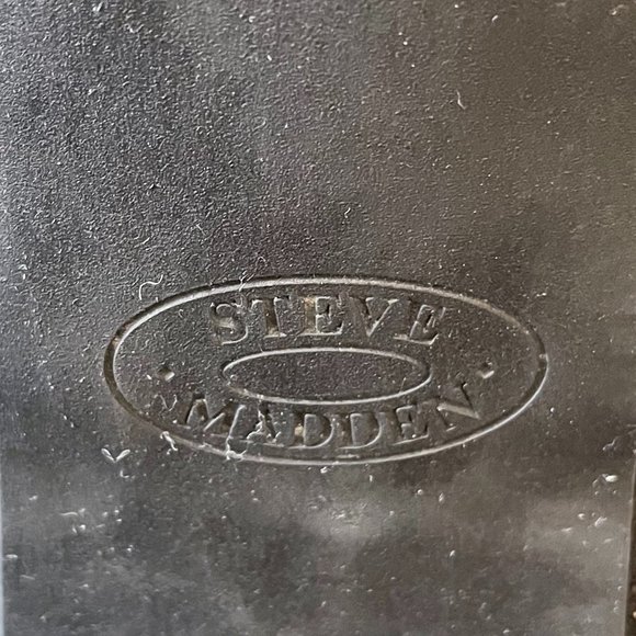 Steve Madden over-the-knee boots, size 8.5 - Picture 3 of 4